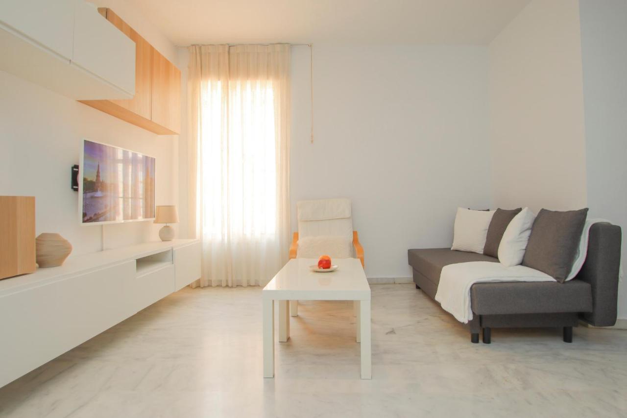 Modern Apt - Luxe Queen Bed - Walk To Isla Magica Sevilla Exteriör bild